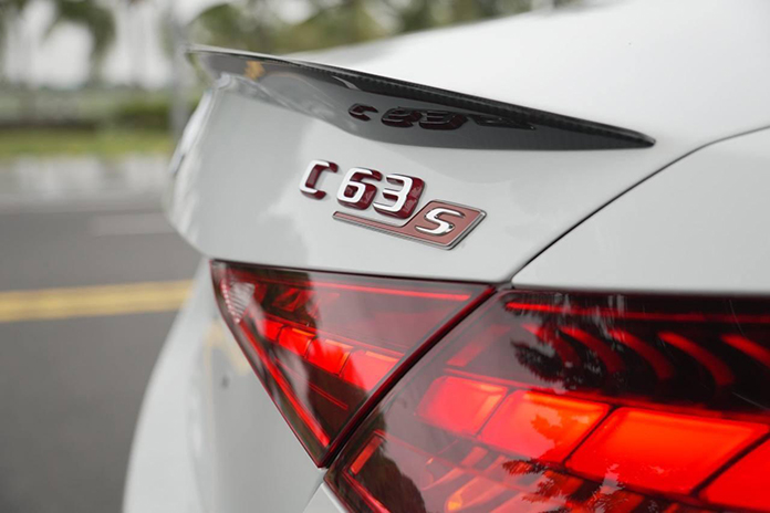 Mercedes AMG C 63 S E Performance 24 Mercedes-AMG C63 S E Performance