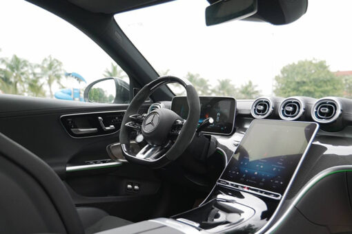 Mercedes AMG C 63 S E Performance 26 Mercedes-AMG C63 S E Performance