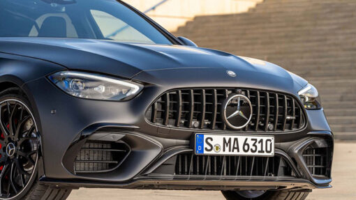 Mercedes AMG C 63 S E Performance 8 Mercedes-AMG C63 S E Performance